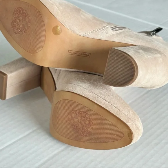 Vince Camuto VP Isanna Boots - Picture 12 of 15